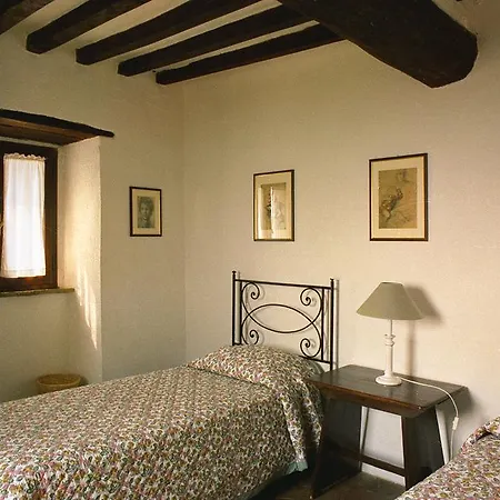 Semesterbostad Town House With Garden And Piano